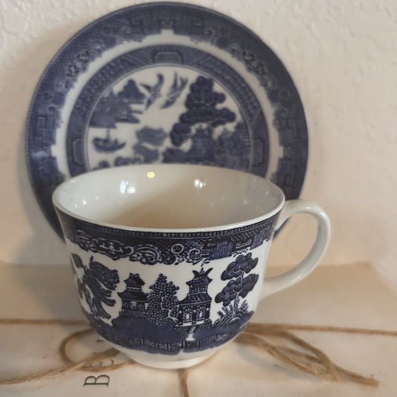 Made in England Blue Willow Cup Johnson Brothers England 1883 Saucer 5 3/4" Set - Picture 3 of 9